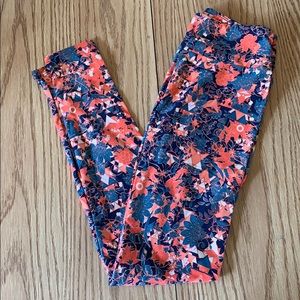 LuLaRoe One Size Patterned Leggings
